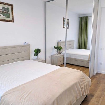 Rental of a spacious 3-room apartment, 273 m², Constanta, Romania